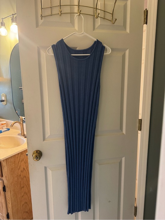 Dresses & Skirts - Ribbed Sleeveless Knit Maxi Dress - Deep Blue